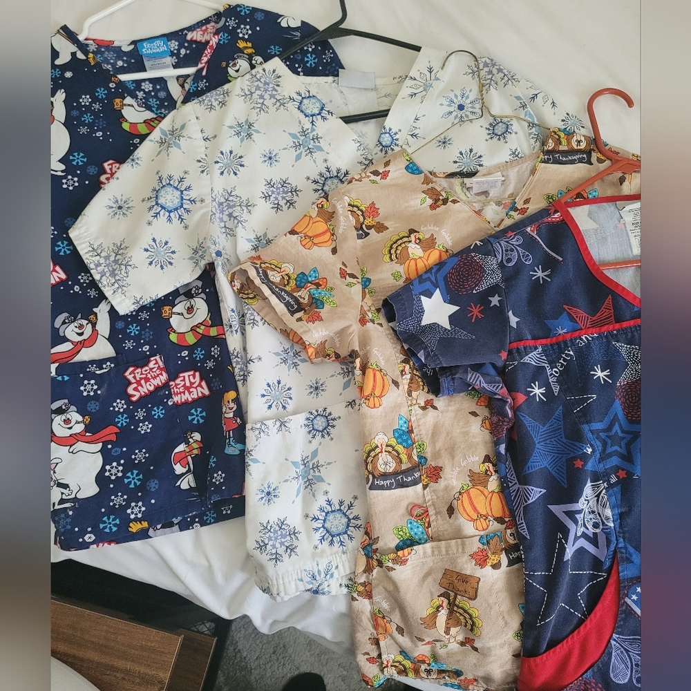 Holiday Scrub Bundle XS & S